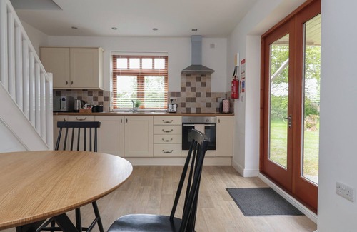 Flamborough Cottage | Razorbill