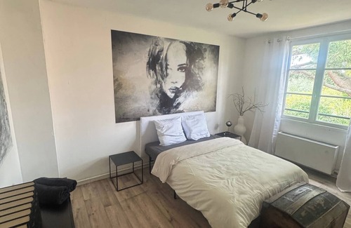 Saint-Hippolyte House | Renovated house f4 with 880m2 of land, animals accepted close to beaches