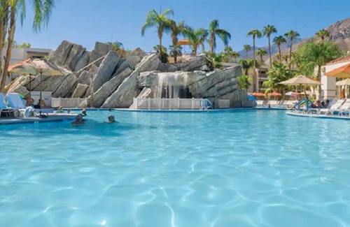 Canyon Corridor Condo | RE-IMAGINE PALM SPRINGS! Jr Villa for 4! MEGA POOL