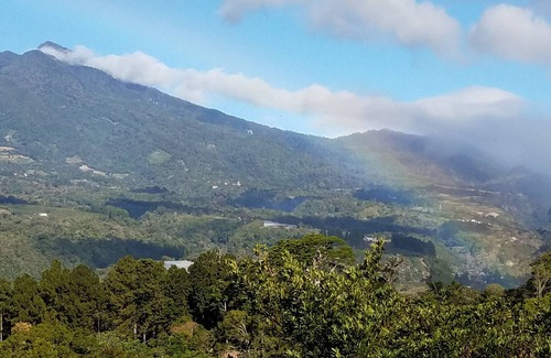 Boquete House | Ready for your stay ! In a beautiful mountain setting. View of Volcan Baru.
