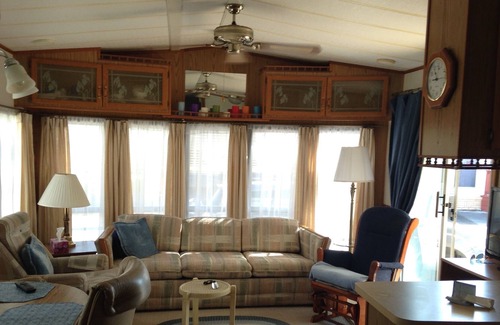 Pharr Cottage | Ready For Your Visit ! Enjoy The Sunshine , Pool And So Much More !