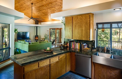 Three Rivers House | Ready to escape the city? Sequoia Falls, a luxury retreat on the river awaits.