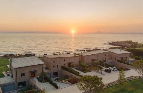 Pyrgos Villa | Real Life Homes luxurious seafront villas each with their own private pools
