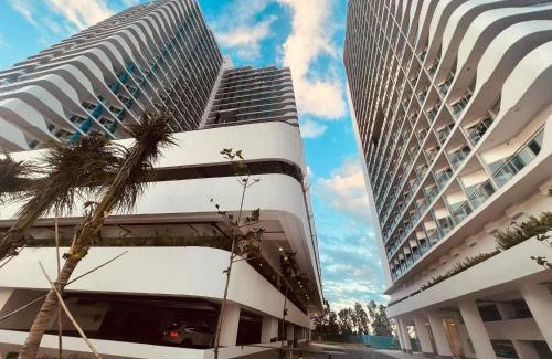 San Fernando Apartment | Real Serene Suite by AZURE NORTH
