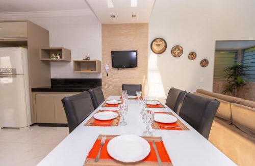Bandeirantes House | Recanto c/4 Suítes, Piscina e Área Gourmet