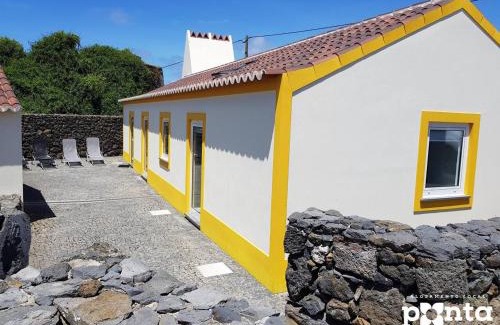 Angra do Heroismo House | Recanto das 5 by PontaNegraAzores