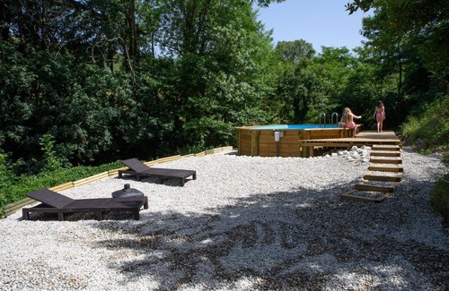Saint-Etienne-de-Boulogne Apartment | Recently renovated 2 bedroomed apartment within 19th Century farmhouse