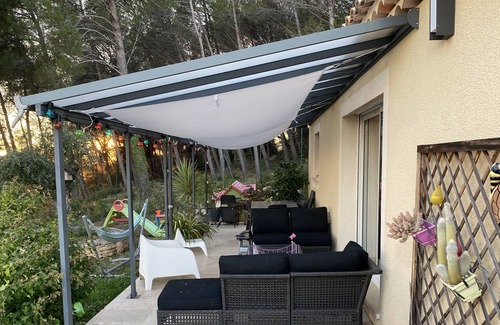 Laudun Villa | Recent villa in Laudun with stunning views of Mont Ventoux
