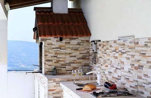 Dunave Krajnje Villa | Recently Built, Cosy Retreat for Two, A/C, Private Pool with Superb Views over the Konavle Valley!