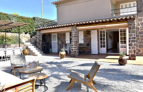Les Issambres House | Recently renovated villa in a quiet area , a few minutes from the beach.