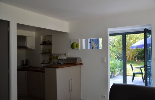 Ploneour-Lanvern House | Recently renovated house with flower garden, balcony. In the heart of Pays Bigouden!