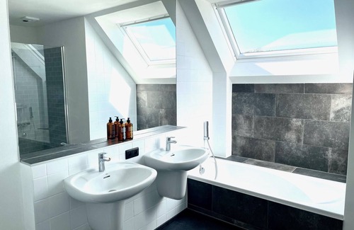 Knokke-Heist House | Recently renovated, stylish and spacious family home