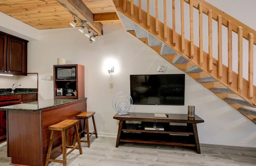 Wintergreen Condo | Recently updated, modern lodge room with open loft bedroom.