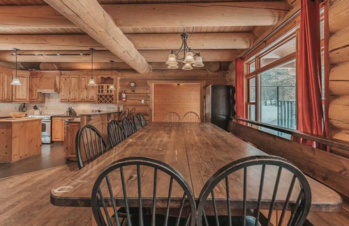 Fiddler Lake Resort Ski Chalet | Recharge in Style: Pool, Spa, Sauna & Game Room