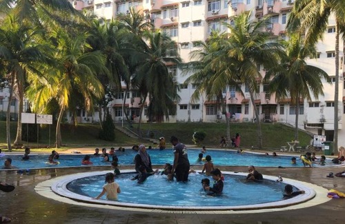 Tanjung Tanah Merah Apartment | Reco Homestay@ Cocobay Beach Resort