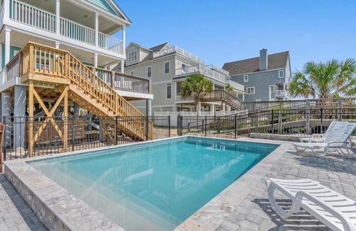 Surfside Beach House | Recovery Zone