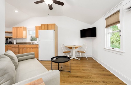 Manteo Cottage | Recycle House