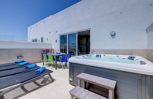 Swieqi Apartment | Red 4: Roof Top Studio Penthouse in St. Julian's
