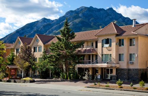 Banff Hotel | Red Carpet Inn