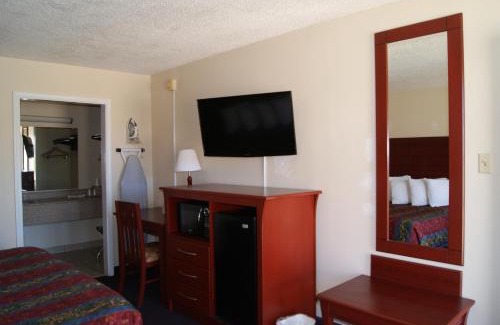 Natchez Hotel | Red Carpet Inn - Natchez