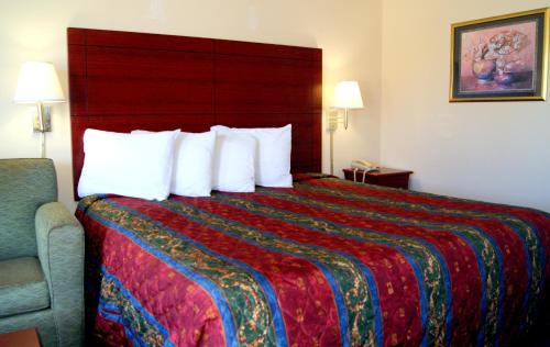 Natchez Hotel | Red Carpet Inn - Natchez