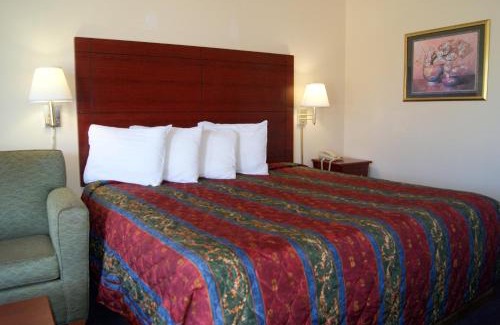 Natchez Hotel | Red Carpet Inn - Natchez