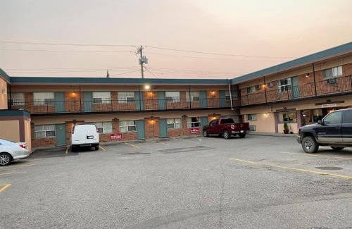 Montgomery Hotel | Red Carpet Inn & Suites