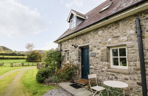 Llandeilo Cottage | Red Kite Lodge