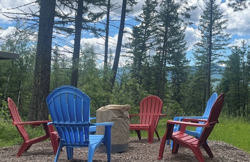Bigfork Cabin | Red Owl Retreat: The Peaks Geodesic Dome