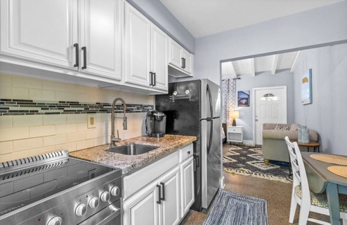 Delray Beach Villa | Red Palm Villas - Serene Studio