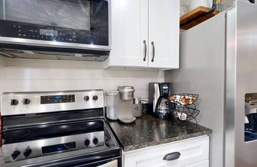 Bryan Apartment | Red Robin House ~ Aggieland Vacation Rentals