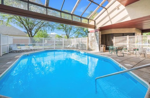 Grove City Hotel | Red Roof Inn Columbus - Grove City