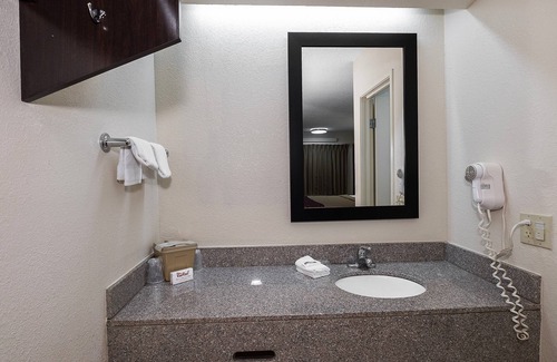Fairborn Hotel | Red Roof Inn Dayton - Fairborn/Nutter Center
