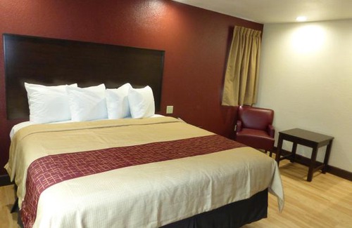 Hayward Hotel | Red Roof Inn Hayward