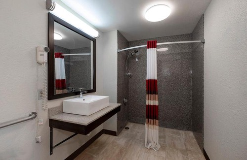 Kenly Hotel | Red Roof Inn Kenly