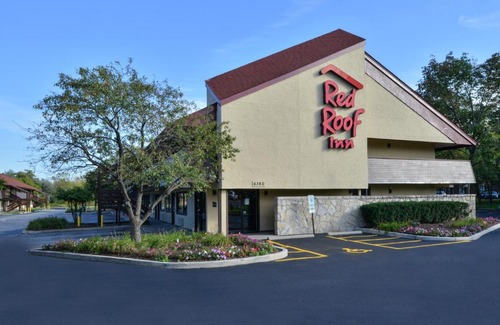 Oak Creek Hotel | Red Roof Inn Milwaukee Airport Oak Creek