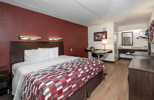Mount Laurel Hotel | Red Roof Inn Mt Laurel
