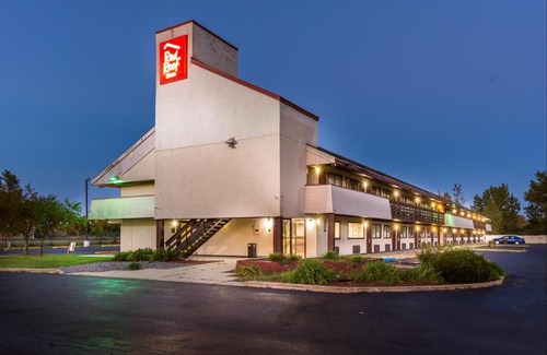 Saginaw Hotel | Red Roof Inn Saginaw - Frankenmuth