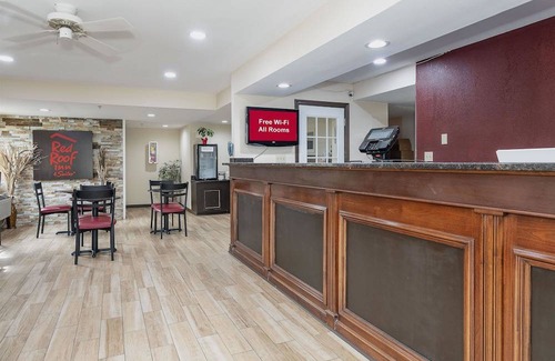 Rome Hotel | Red Roof Inn & Suites Rome