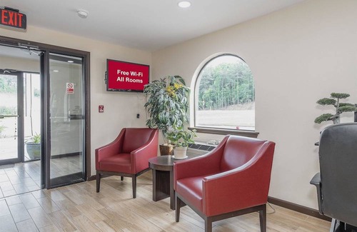 Rome Hotel | Red Roof Inn & Suites Rome