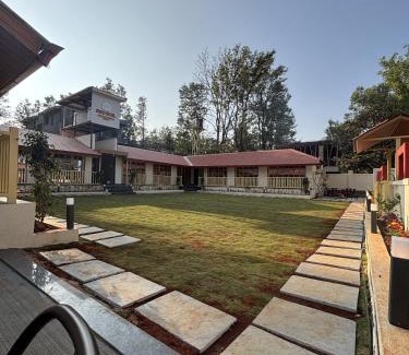 Mahabaleshwar Resort | Red Soil Panchgani