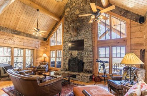 Banner Elk House | Red Stag Lodge at Eagles Nest