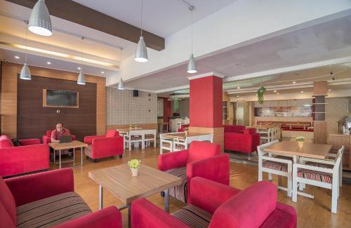 Bandung Hotel | RedDoorz at Amellia Pasteur Bandung