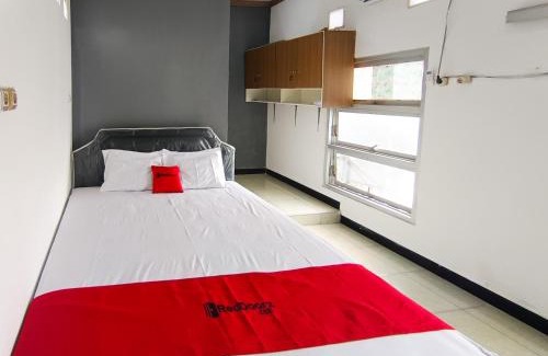 Pare Hotel | RedDoorz at Brawijaya Central Kampung Inggris