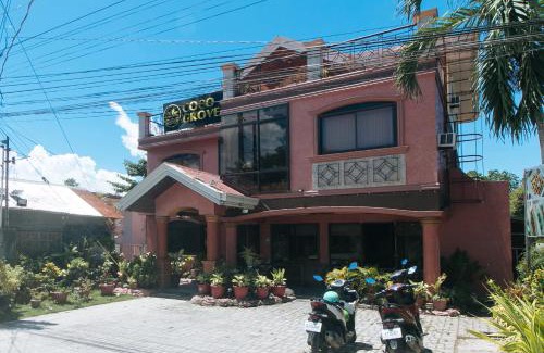 Dauis Hotel | RedDoorz at Coco Grove Tourist Inn