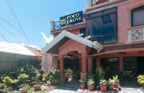 Dauis Hotel | RedDoorz at Coco Grove Tourist Inn