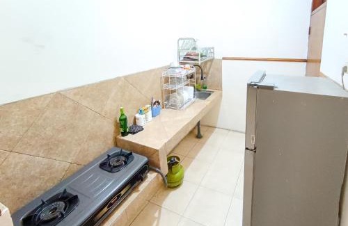 Sidomulyo Hotel | RedDoorz at Dewa Breeze Inn Near Paralayang