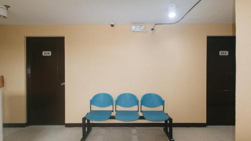 Baclaran Hotel | RedDoorz at MUBG Apartelle near Baclaran Church