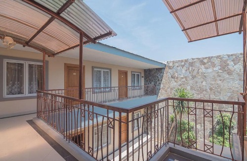 West Cirebon House | RedDoorz near Cirebon Super Block Mall