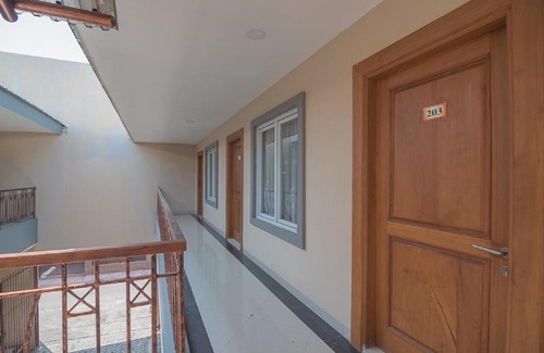 West Cirebon House | RedDoorz near Cirebon Super Block Mall